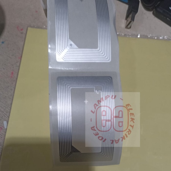 สติ๊กเกอร์ฝังเปียก Rfid 13.56mhz F08 | คุณภาพสูง 13.56 Mhz F08 สติ๊กเกอร์ฝังฝ้าเปียก