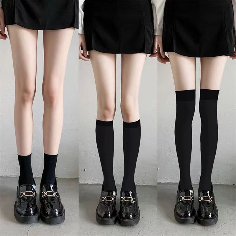 Jk ถุงเท้ายาวถึงเข่า ผ้ากํามะหยี่ ลายทาง สีขาว ดํา สไตล์โลลิต้า สไตล์วิทยาลัยสไตล์ญี่ปุ่น