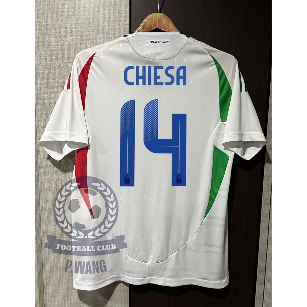 New!!! เสื้อฟุตบอลทีมชาติ อิตาลี Away ชุดเยือน ยูโร 2024 [ PLAYER ] เกรดนักเตะ สีขาว ชื่อเบอร์นักเตะครบทุกคน หน้า-หลัง