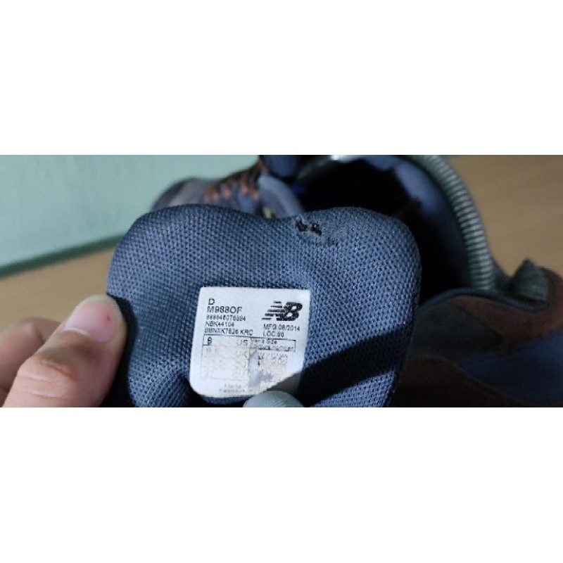 รองเท้า New Balance 988 Sneakers 42/27 cm แฟชั่น
