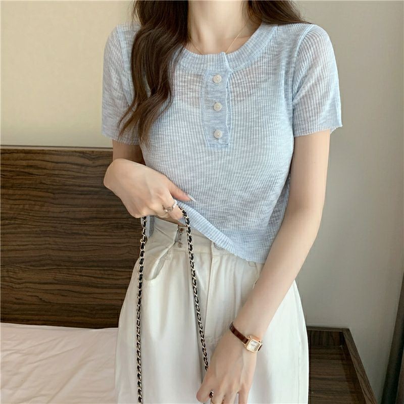 พร้อมส่งจากไทย (95026) เสื้อไหมพรม คอกลม แขนสั้น กระดุมหน้า ผ้าบางๆ นิ่ม ใส่สบายมาก