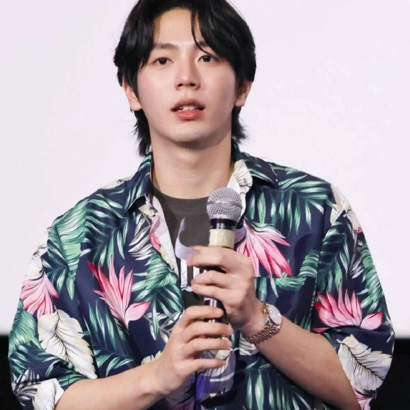 เสื้อฮาวายลายดอกชบา แขนสั้น กระดุมแกะได้ thumbnail 9