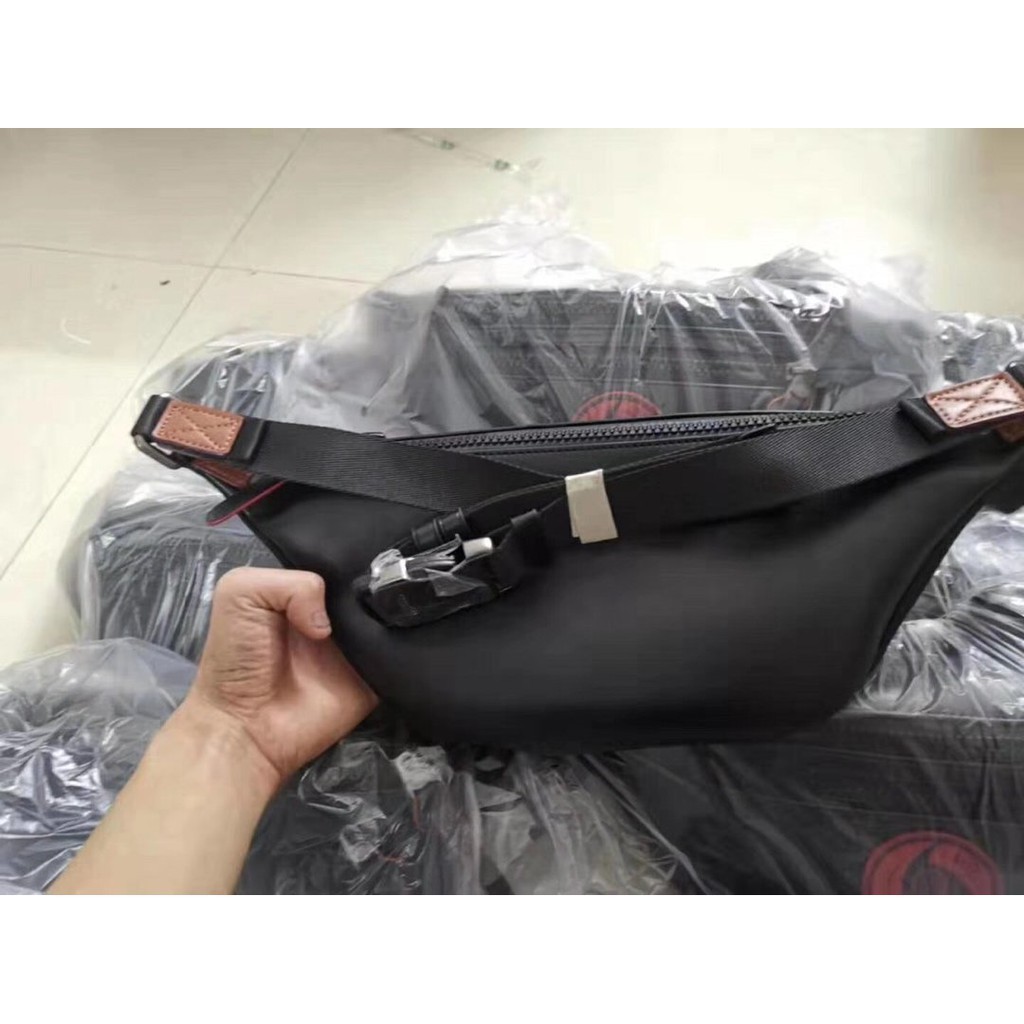 ♞COACH X MBJ 84707 MEN's WAIST Chest bag Naruto style belt bag