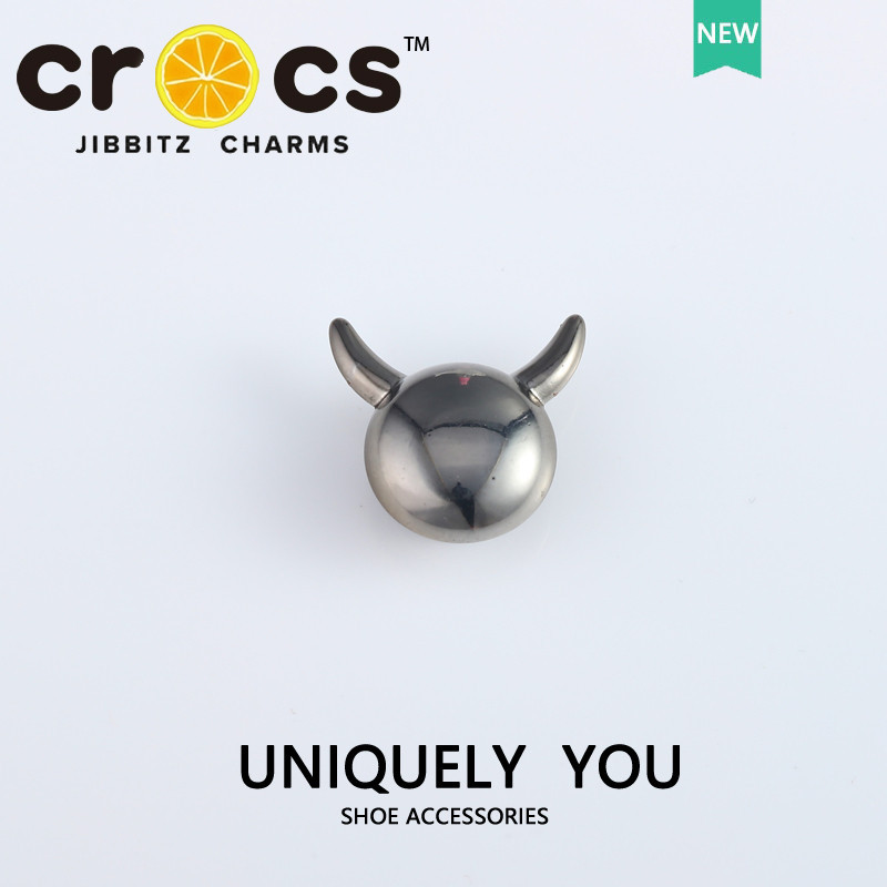 JIBBITZ cross charms ตัวติดรองเท้า ทองแดงคุณภาพสูง ตัวติดรองเท้า cross