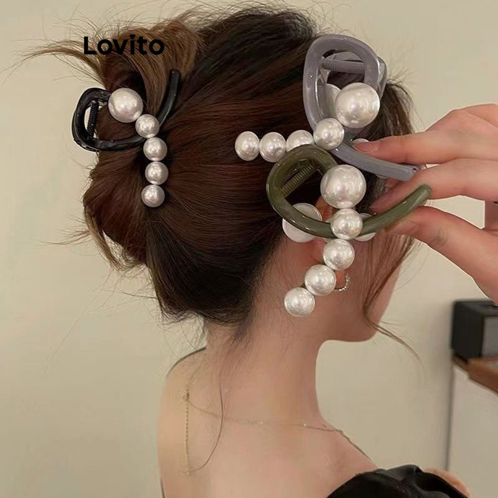 Lovito คลิปหนีบผมผู้หญิง ประดับไข่มุก สีเรียบ สไตล์ลำลอง LFA14588