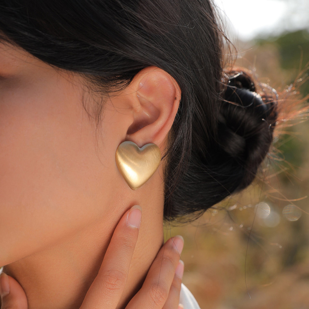 Vnox حلق قلب مطلي ذهب 18K — صورة 2