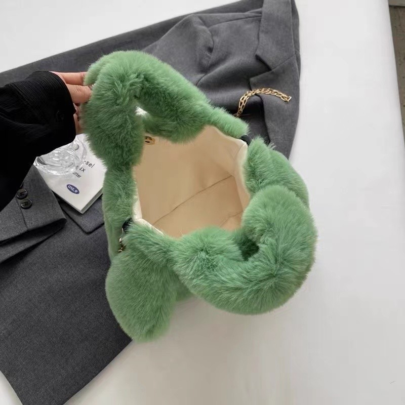 (HB-889) กระเป๋าถือ  มีสายสะพายไหล่ สายโซ่ ลายตุ๊กตา ตาโต ขนนิ่มๆ