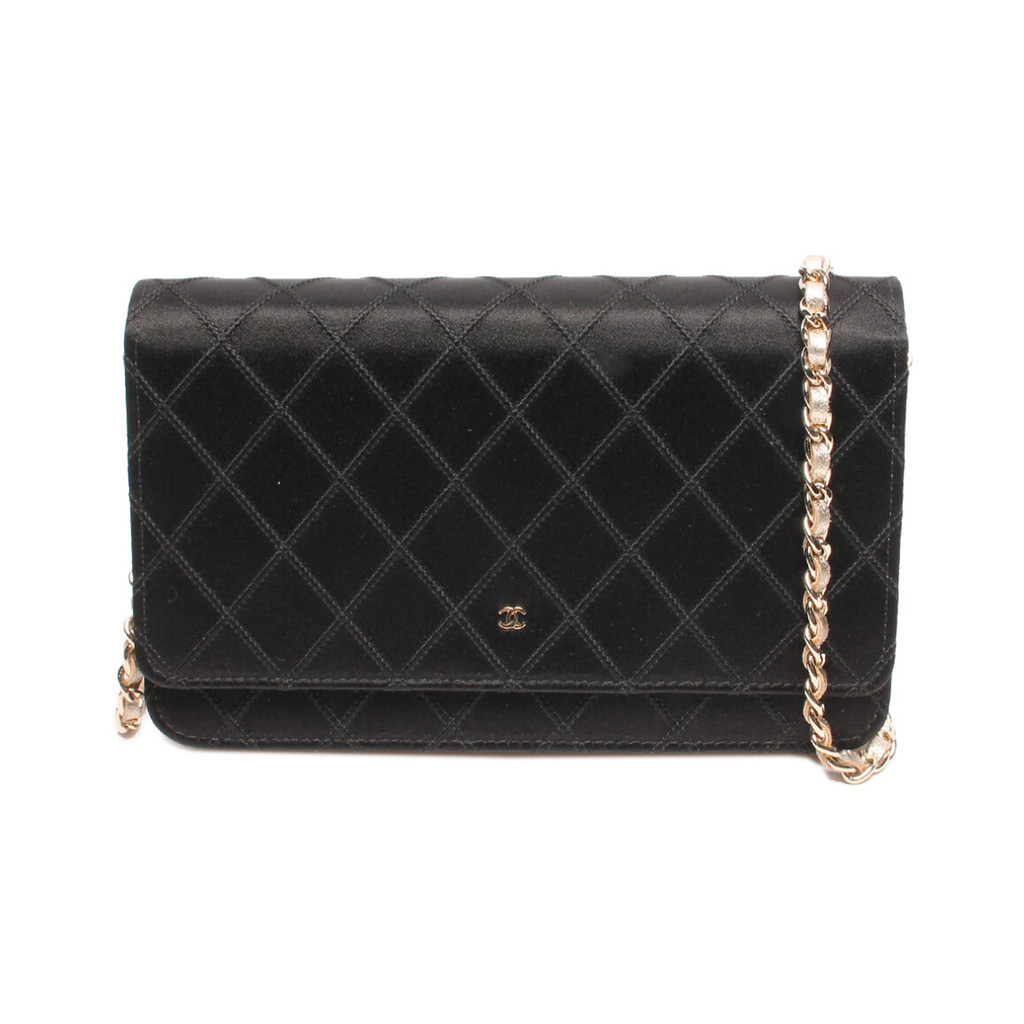 Chanel กระเป๋าสตางค์ Matelasse Gold Satin ผู้หญิง ส่งตรงจากญี่ปุ่น มือสอง

