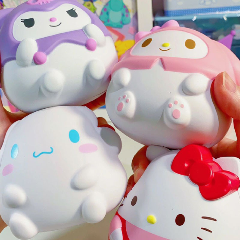SANRIO ของเล่นบีบสกุชชี่ รูปคิตตี้น่ารัก ช่วยบรรเทาความเครียด