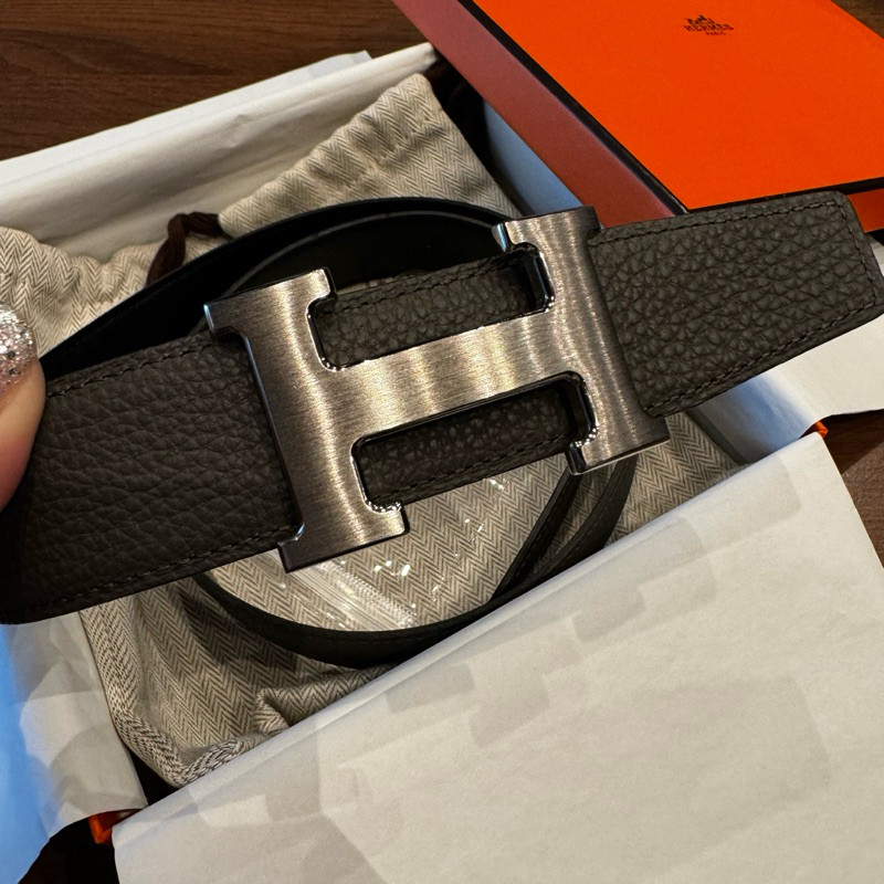 เข็มขัด HERMES สีเอเทน/ดำ