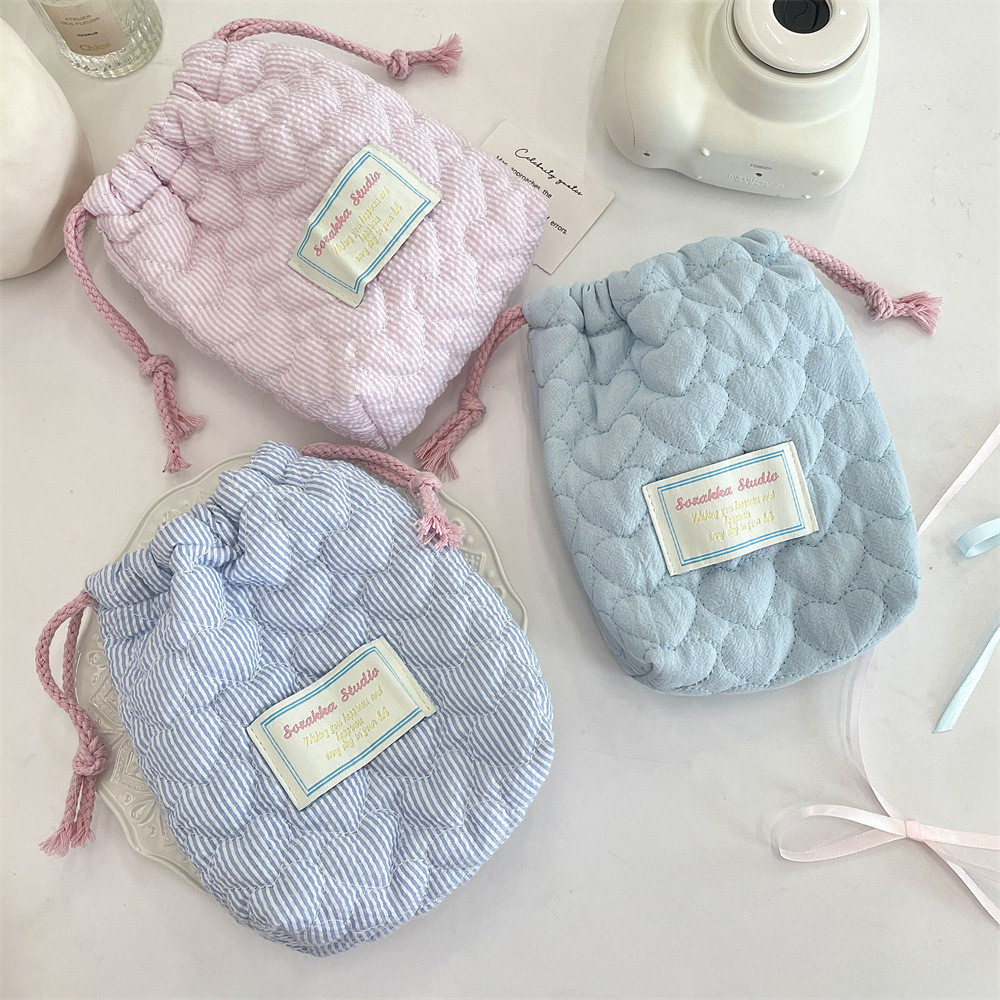 Quilted Cotton Heart Drawstring Camera Bag Simple Striped Polaroid Storage Bag Fashion Portable Shock-resistant Black Card Camera Protective Case Multi-Purpose Outdoor Drawstring Pocket Storage Bag