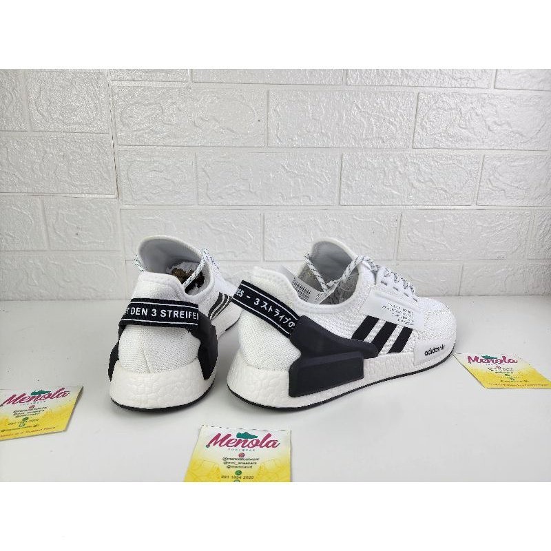 Adidas D6Z2 Adidas NMD R1 V2 White Black Premium sneakers