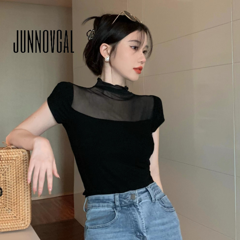 Junnovgal เสื้อยืดแขนสั้น ผ้าโปร่งแสง สีพื้น เข้ากับทุกการแต่งกาย สไตล์เรียบง่าย สําหรับผู้หญิง 2024