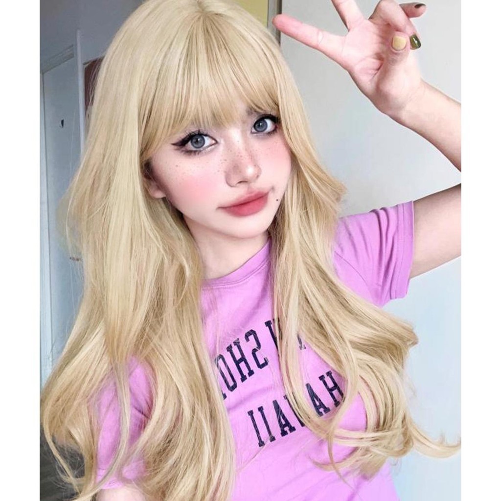 GDS Wigs วิกผมลอนสีบลอนด์ มีหน้าม้า (ยาว 60 cm)
