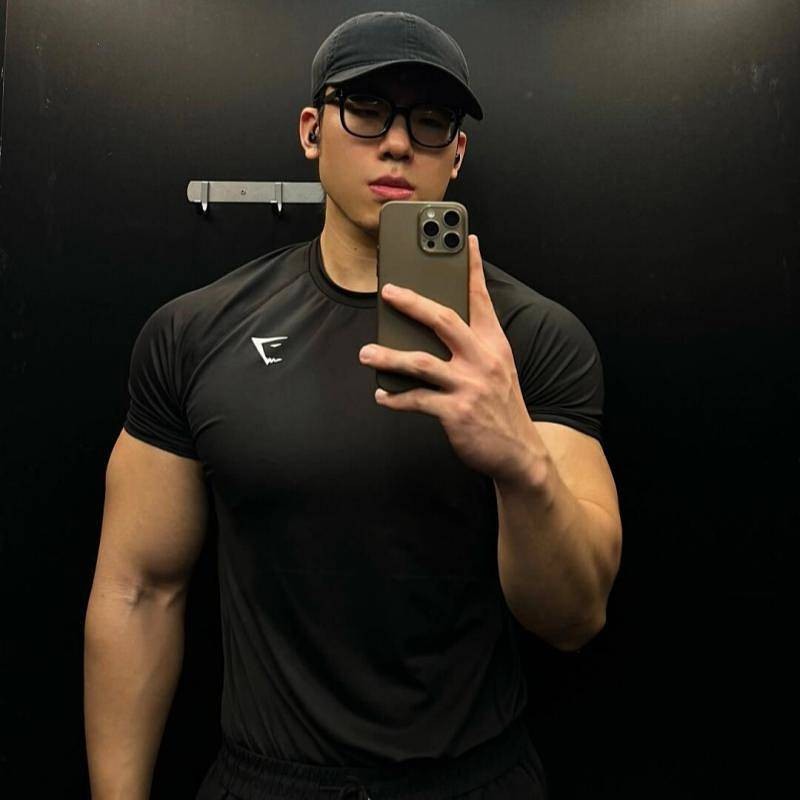 【Ready Stock】 British Gymshark Element Men's Exercise Workout Clothes Breathable Quick-Drying Slimmi