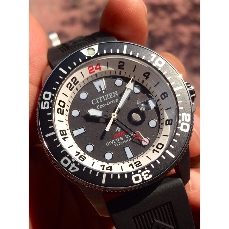 นาฬิกาข้อมือ Citizen Eco-Drive GMT Promaster Diver’s 200M BJ7110-11E