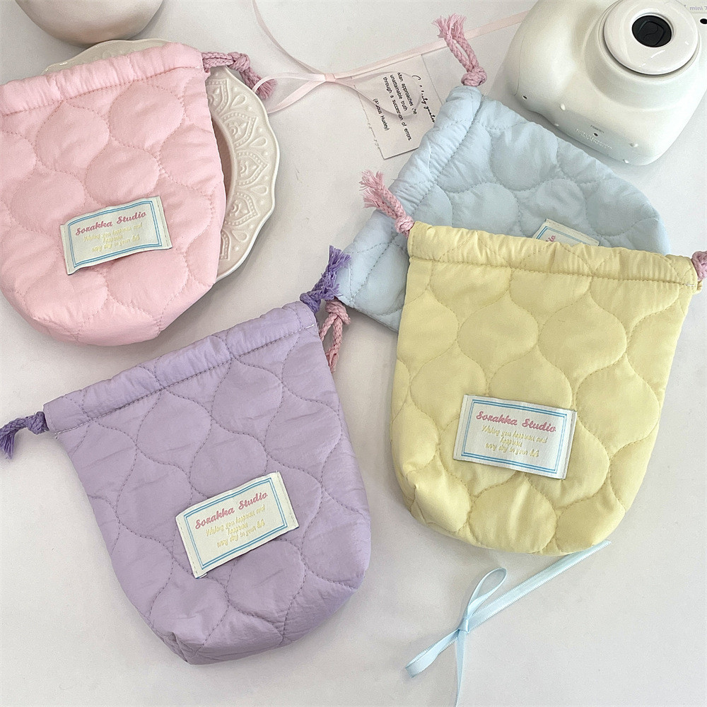 Quilted Cotton Heart Drawstring Camera Bag Simple Striped Polaroid Storage Bag Fashion Portable Shock-resistant Black Card Camera Protective Case Multi-Purpose Outdoor Drawstring Pocket Storage Bag