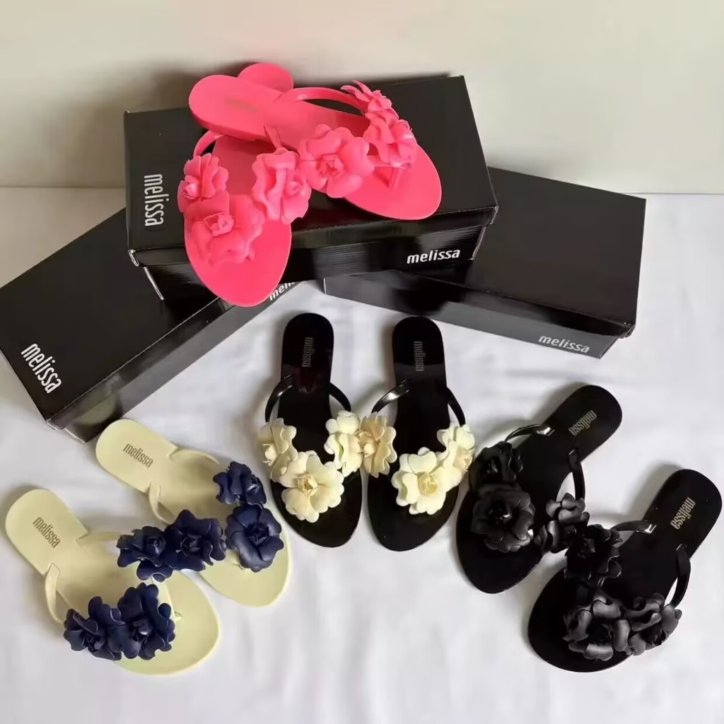 Melissa 2025 ฤดูร้อนสไตล์ใหม่ Camellia Flip-Flops Jelly รองเท้ารองเท้าชายหาดลําลอง