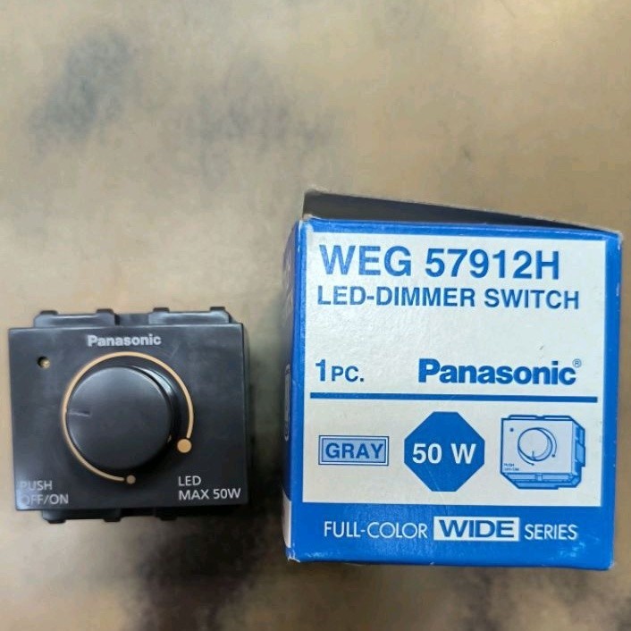ดรีมเมอร์พานาโซนิค 50W Panasonic สวิทซ์หรี่ไฟ พานาโซนิค Dimmer Switch 50 วัตต์ WEG57812H สีเทา Grey Wide Series