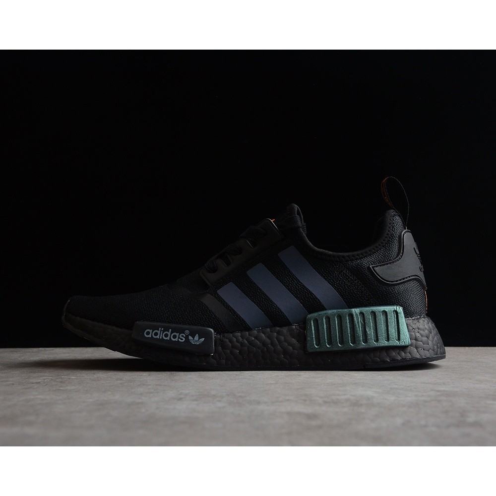 Adidas NMD R1 รองเท้าวิ่งกีฬาลําลองสําหรับผู้หญิงและผู้ชายระบายอากาศสีดํา