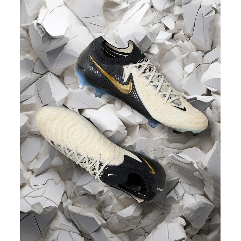 รองเท้าสตั๊ด Nike Phantom GX 2 Elite ปุ่ม AG-PRO ถนอมเข่า ตัวท็อป ของแท้ล้าน% สบาย ๆ