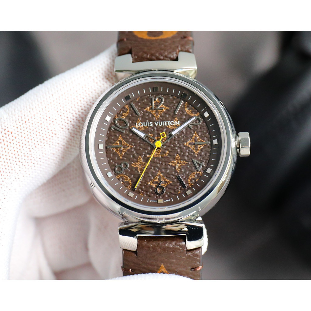 นาฬิกาผู้ชาย Louis Vuitton Lvtambour Classic Monogram Dial สายหนัง ขอบสีเงิน ระบบควอตซ์ ระดับสูงสำหร