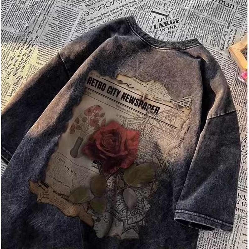 เสื้อยืดคอกลม แขนสั้น พิมพ์ลายกราฟฟิคดอกกุหลาบ ขนาดใหญ่ สไตล์ฮิปฮอป สตรีท สีดํา แฟชั่นฤดูร้อน สําหรับผู้ชาย