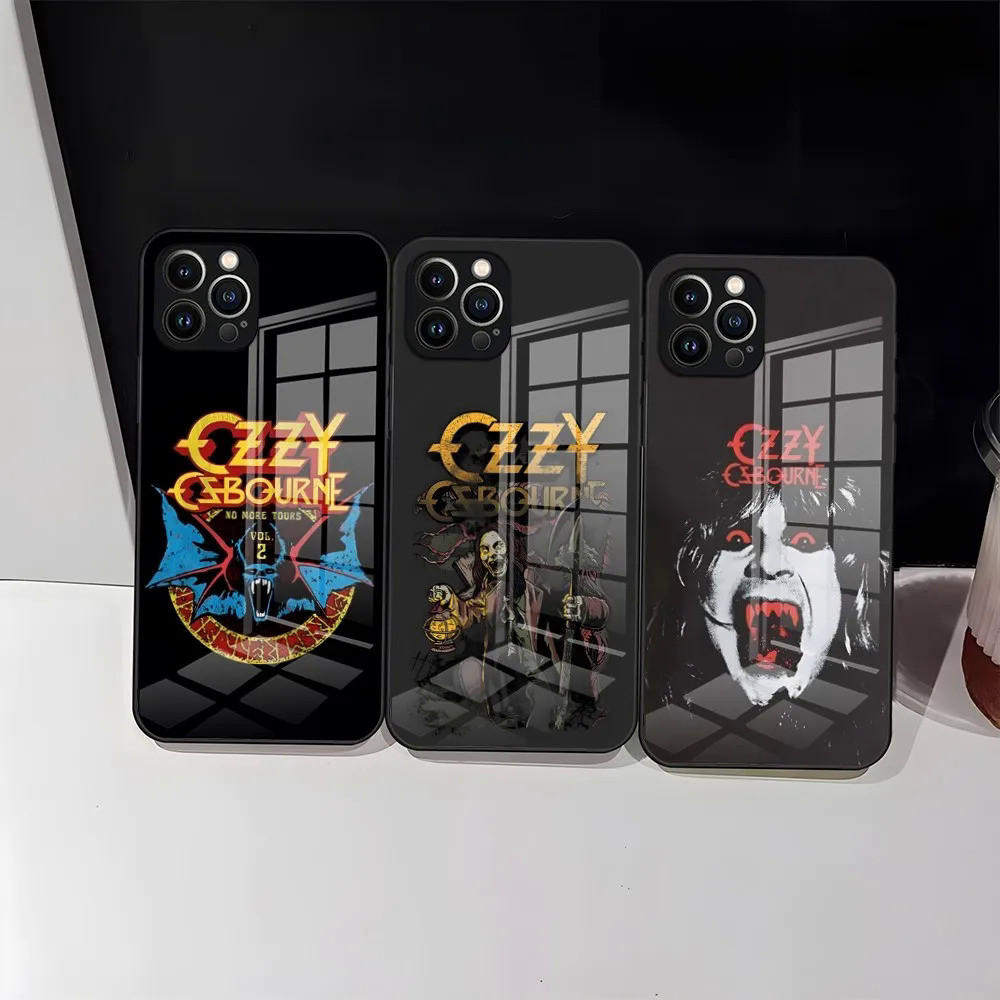 Rock Band Ozzy Osbourne เคสโทรศัพท ์ กระจกนิรภัยสําหรับ iPhone 15 Pro Max 13 12 Mini 11 14 Plus X XR XS 8 7 Plus SE ฝาครอบ 0564