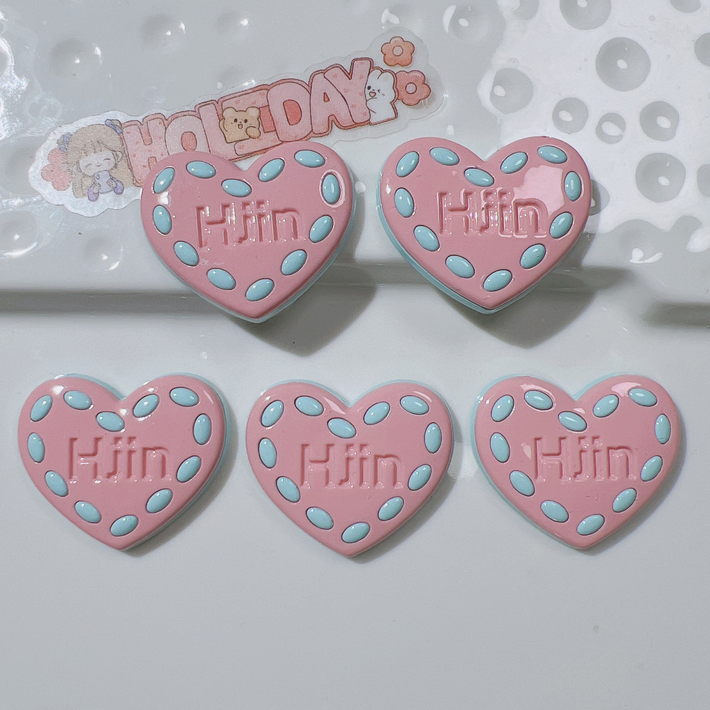 ขายส่ง พลาสติก diy อุปกรณ์เสริม รองเท้า ดอกไม้ แก้วน้ํา สติกเกอร์ ครีม กาว เด็ก หมวกกันน็อก รักน้อย