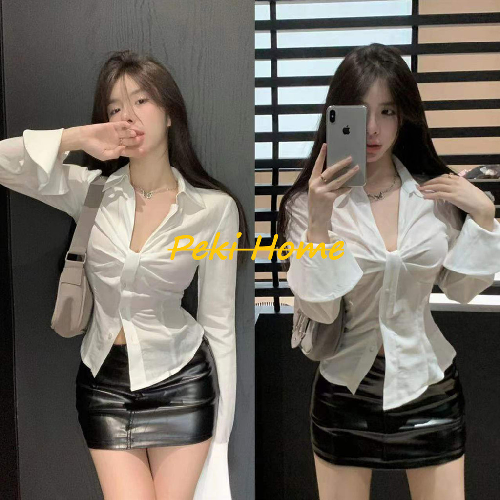 เสื้อเชิ้ตแขนยาวสไตล์เกาหลี สีขาวเเต่งจับจีบ ระบายตรงแขน