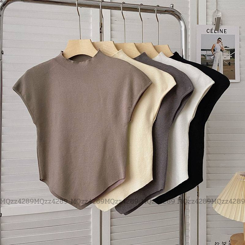 พร้อมส่ง เสื้อไหมพรมแขนกุด คอสูง สาวอวบใส่ได้ FreeSize