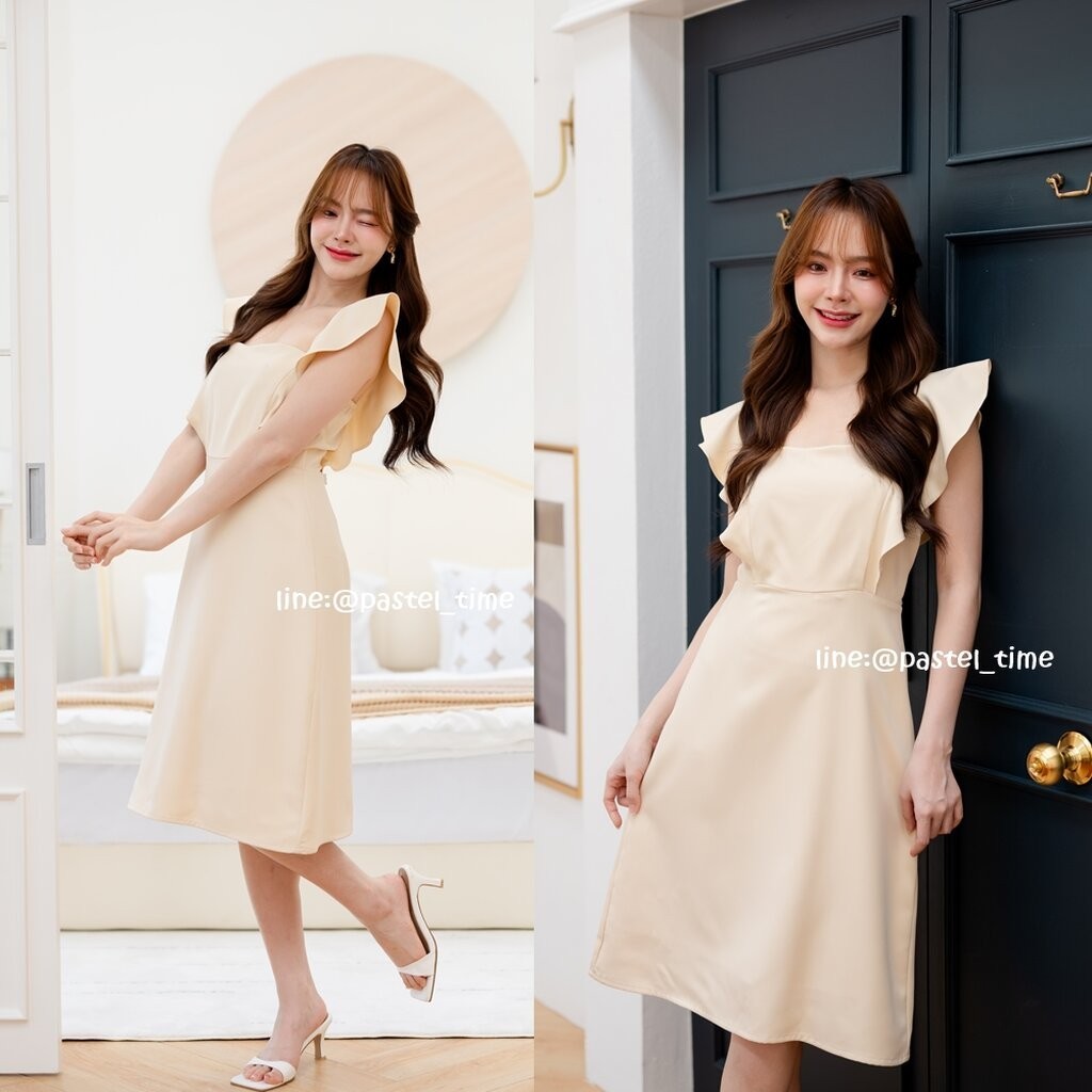 Rika Ruffle Dress : สีครีม