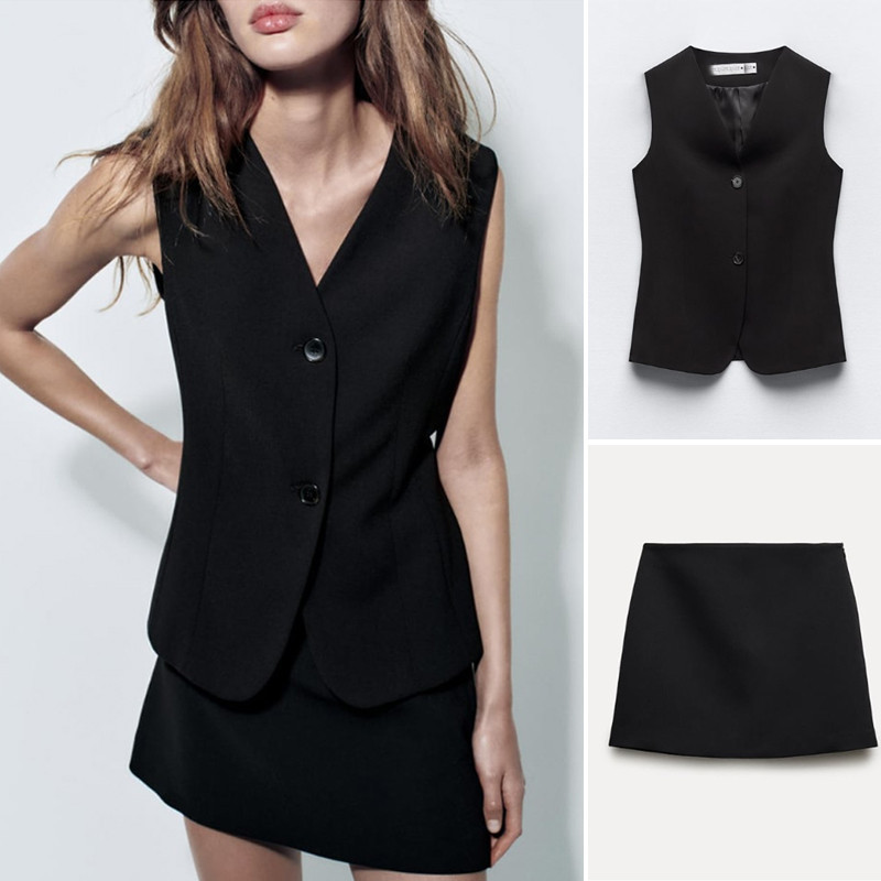 เสื้อกั๊ก Zara ทรงสลิมฟิต และกระโปรง เอวสูง แบบเรียบ2731287 2144187