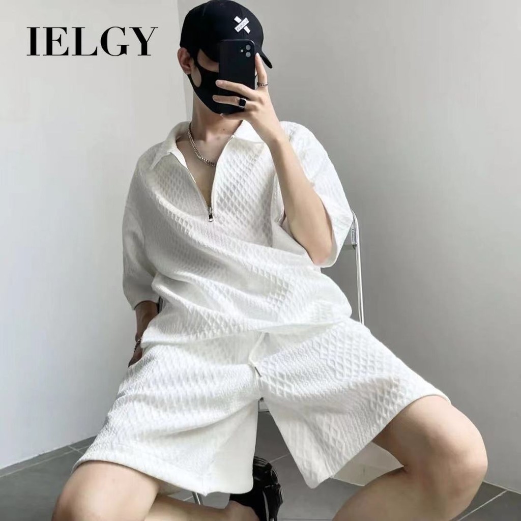 IELGY ฤดูร้อนแขนสั้นกางเกงขาสั้นลําลองผู้ชายสูทเนื้อหลวมครึ่งแขนชุดสองชิ้น