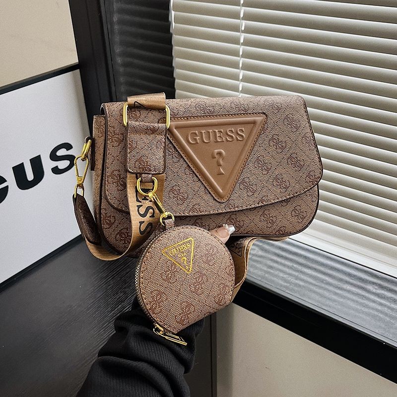 พร้อมกล่อง+ถุงเก็บฝุ่น5 สี PROMO Guess Women Camera Sling Bag & Shoulder Bag