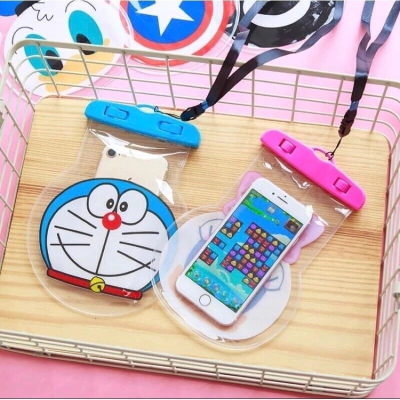 พร้อมส่ง ซองกันน้ำ สำหรับ ใส่โทรศัพท์มือถือ อื่นๆ ต้อนรับเทศกาลสงกรานต์ ง่ายต่อการใช้งาน ปิดแน่น มีสายคล้อง