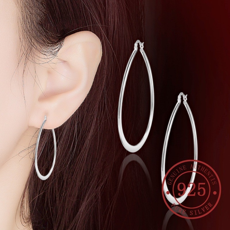 แฟชั่น Drop-Shaped S925 Silver Glossy Flat Bar แหวนหูใหญ่