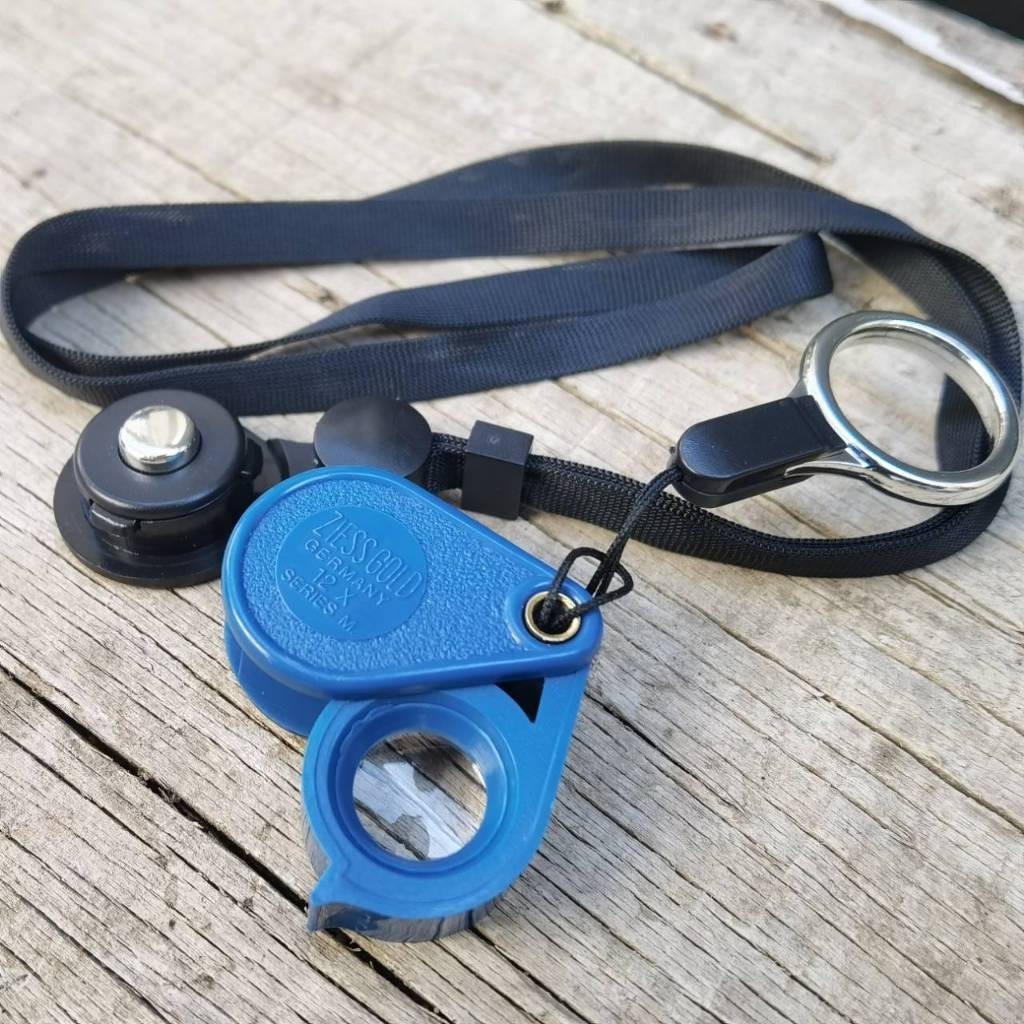 V12: ฟรีสายคล้องคอ กล้องส่องพระ ZIESS GOLD 12x  เลนส์แก้วแท้  ใส นส่องขยาย แว่นส่อง บอดี้พลาสติก Ser