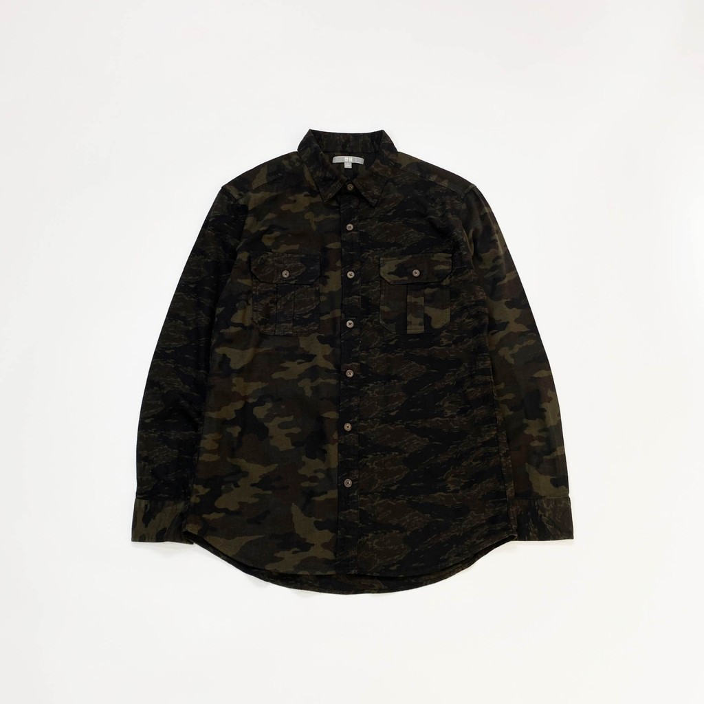 uniqlo ( camo flannel shirt )