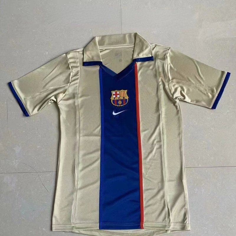 เสื้อกีฬาแขนสั้น ลายทีมชาติฟุตบอล Barcelona Away 2002 AAA สีทอง สไตล์วินเทจ แห้งเร็ว สําหรับผู้ใหญ่ 