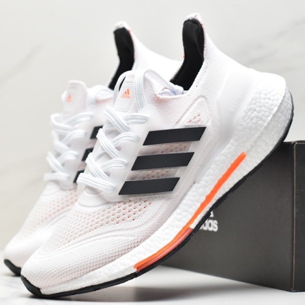 Adidas Ultraboost DNA UB21 รองเท้าผ้าใบลําลอง สีขาว สีส้ม เหมาะกับการวิ่ง เล่นกีฬา VRL3