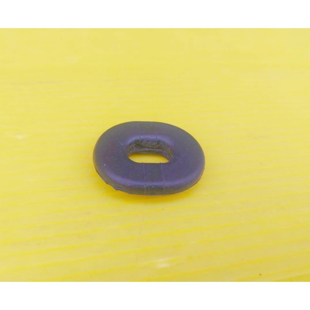 83551-300-000ยางรองถังน้ำมันเชื้อเพลิงแท้HONDA CBR150R,CBR300R,Sonic125,Air bladeiķ,CBR100RRและรุ่นอ