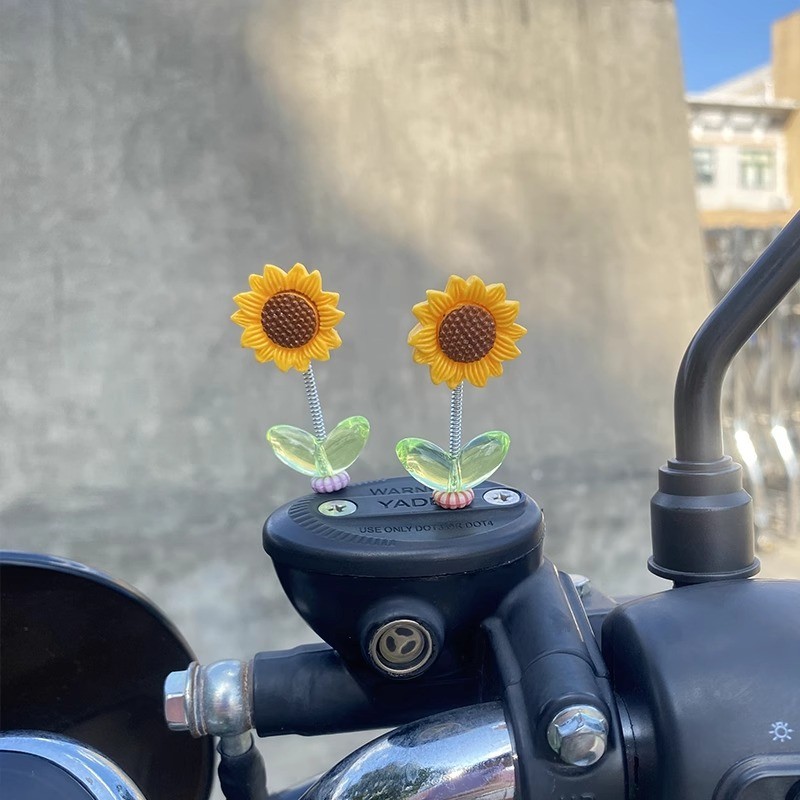 5ชิ้นดอกทานตะวันรถแดชบอร์ดรถจักรยานยนต์,ตกแต่งคอมพิวเตอร์สั่นดวงอาทิตย์ดอกไม้ หัวกลม ตกแต่งรถสําหรับผู้หญิง,สําหรับสาวน่ารักรถภายในโต๊ะเครื่องประ - รูปที่ 2