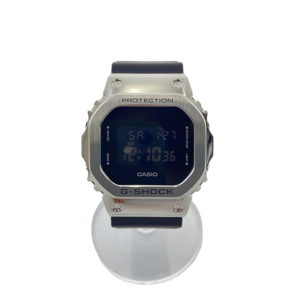 Casio G-Shock GM-5600 นาฬิกาข้อมือควอทซ์ดิจิตอล สีเงิน สีดํา สําหรับผู้ชาย
