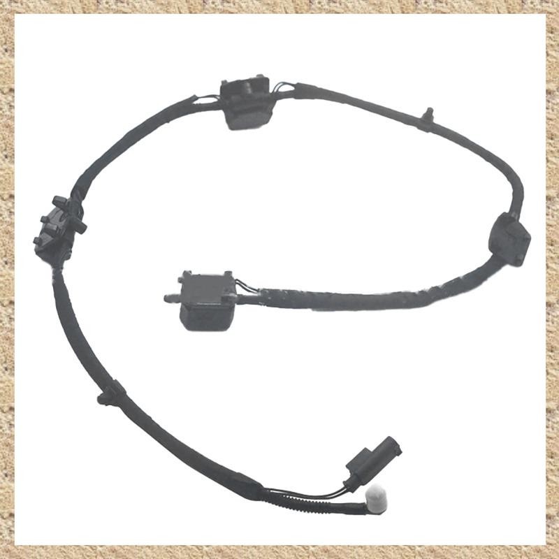 [U Q O E] หัวฉีดที่ปัดน้ําฝนกระจกหน้ารถยนต์ สําหรับ F10 F11 F18