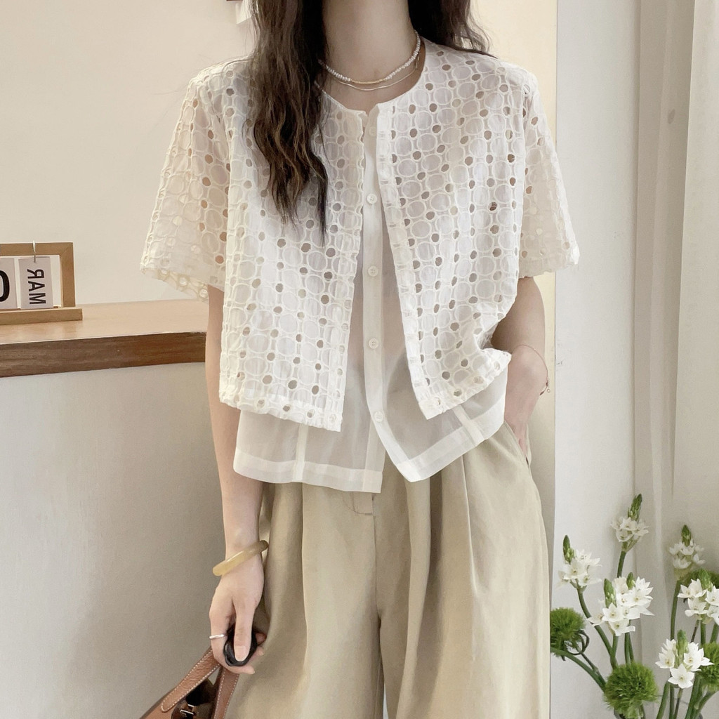 ⭐Fern Shop  ฤดูร้อนแขนสั้นผู้หญิงเสื้อด้านบนระบายอากาศ