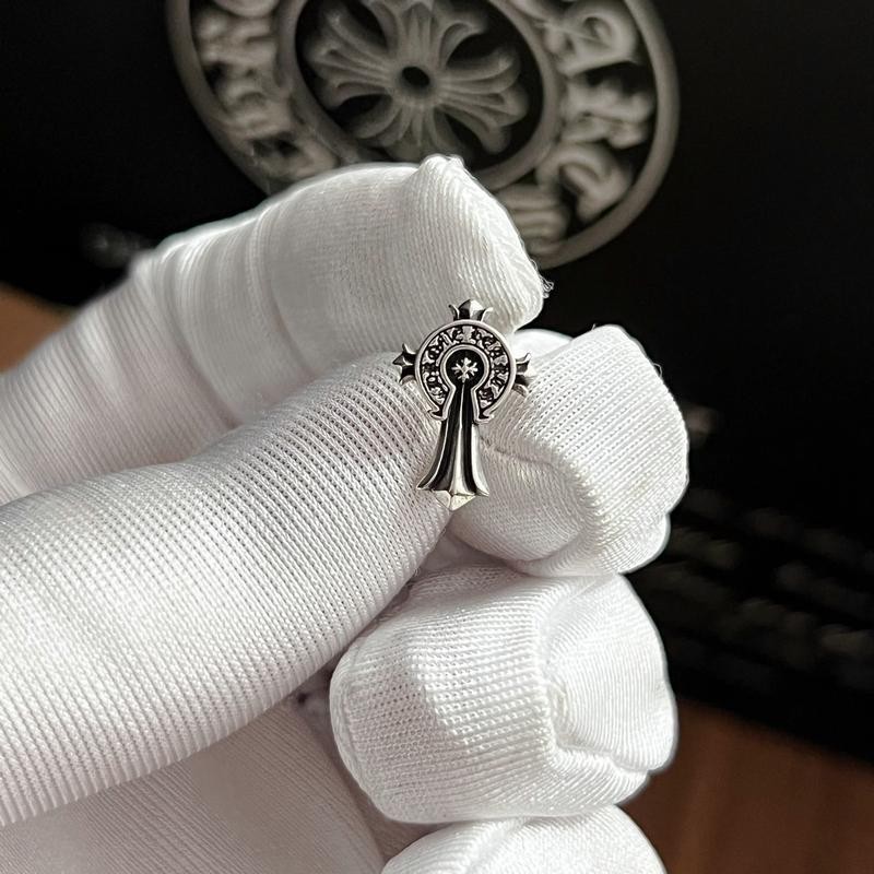 Chrome Hearts ต่างหูเงินแท้ เกรด 925 จี้รูปเกือกม้า สไตล์ญี่ปุ่น และเกาหลี สําหรับผู้ชาย และผู้หญิง