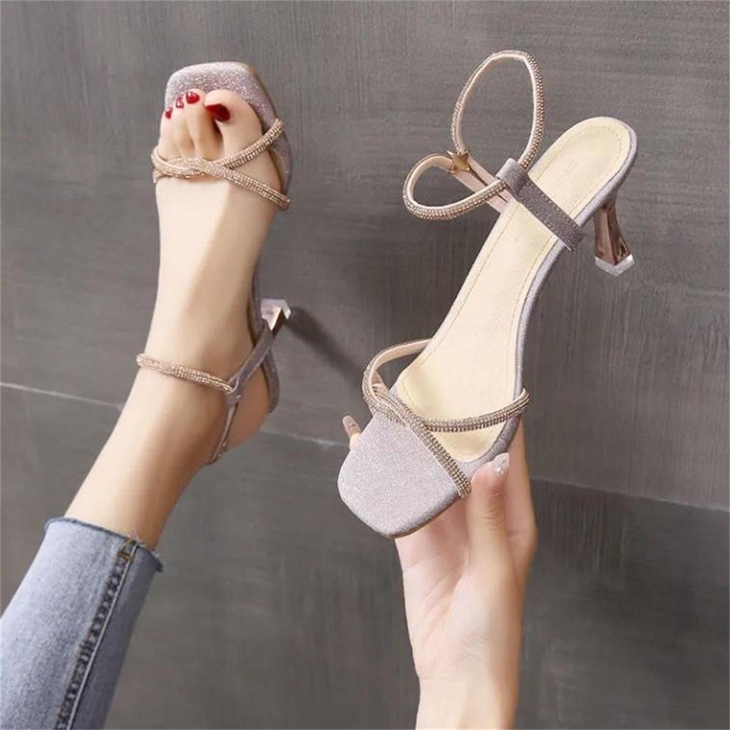 พร้อมส่ง ลมนางฟ้า รองเท้าแตะส้นสูงผู้หญิง รุ่นสายแต่งเพชร สีชมพูแชมเปญ รองเท้าแตะแฟชั่นส้นเข็ม สูง2-3นิ้ว ไซส์ 35-42