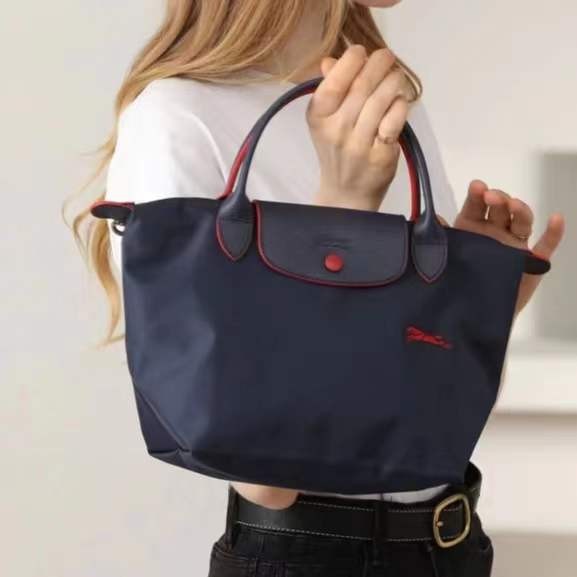 พร้อมส่ง ของแท้ 100% Longchamp1899 2605 619 กระเป๋าถือ กระเป๋าสะพายไหล่ ทรงโท้ท ขนาดใหญ่ แฟชั่นสําหรับสตรี เหมาะกับการพกพาช็อปปิ้ง