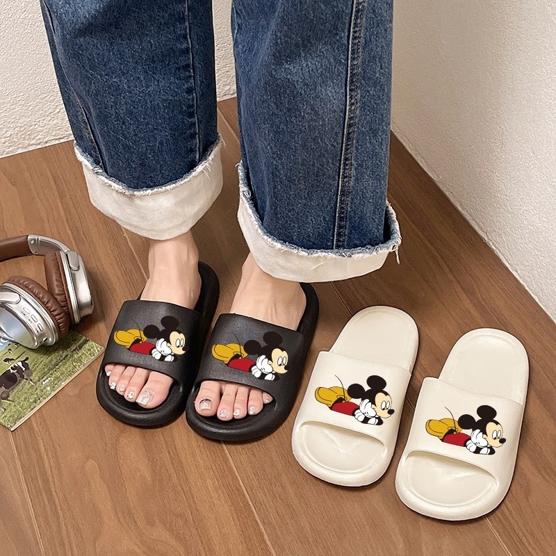 Fashion home slippers รองเท้าแตะแบบสวม รองเท้าแตะมิกกี้ ใส่ได้ทั้งผู้ชายผู้หญิง กันน้ำกันลื้น ราคาถุก นุ่ม AB006